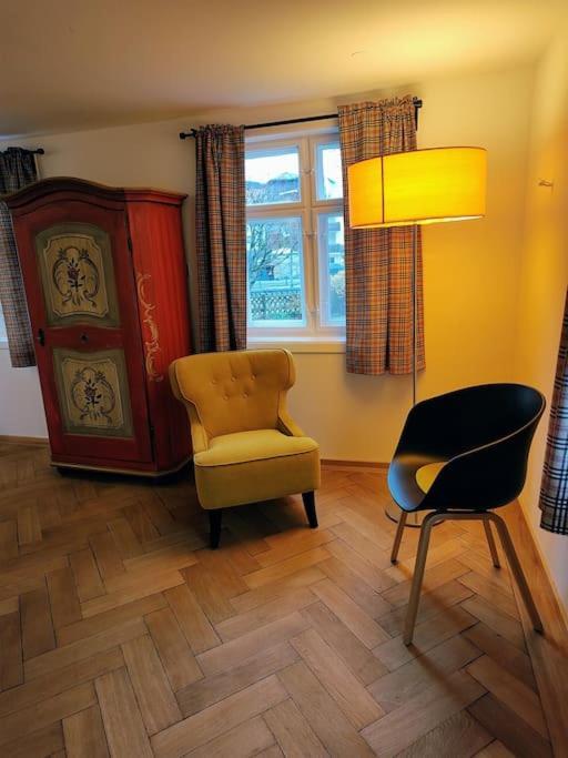 Ferienwohnung Resl - Geschmackvoll Renoviert & Zentral Im Historischen Schindelhaus Oberstaufen Esterno foto
